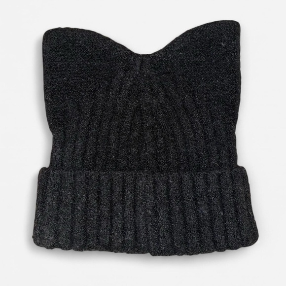Black Cat Ear Beanie - Picture 3 of 4